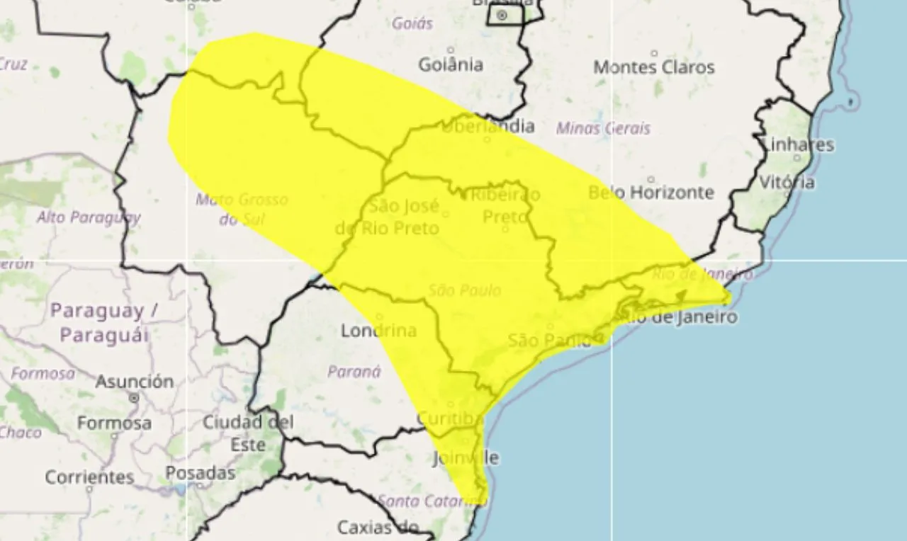 O mapa mostra as &aacute;reas em alerta para chuva intensa